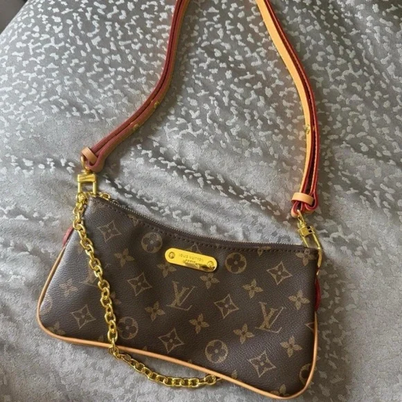 Louis Vuitton Monogram Crossbody with Gold Chain - Picture 2 of 5
